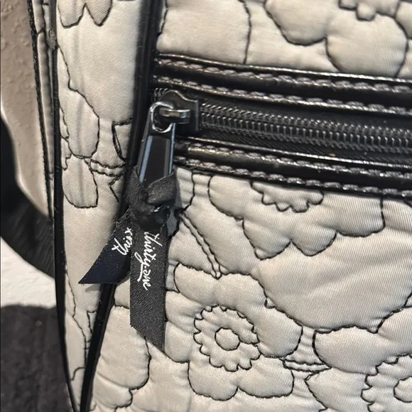 Gray Crossbody Bag with Quilted Floral Pattern - Picture 2 of 8